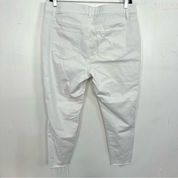 41. Lularoe White Distressed Jeans Size 36 Waist Plus 2X Elastic Waist Skinny - Picture 2 of 3